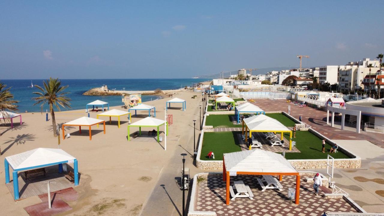 Hotel Breezot Yam à Nahariya Extérieur photo