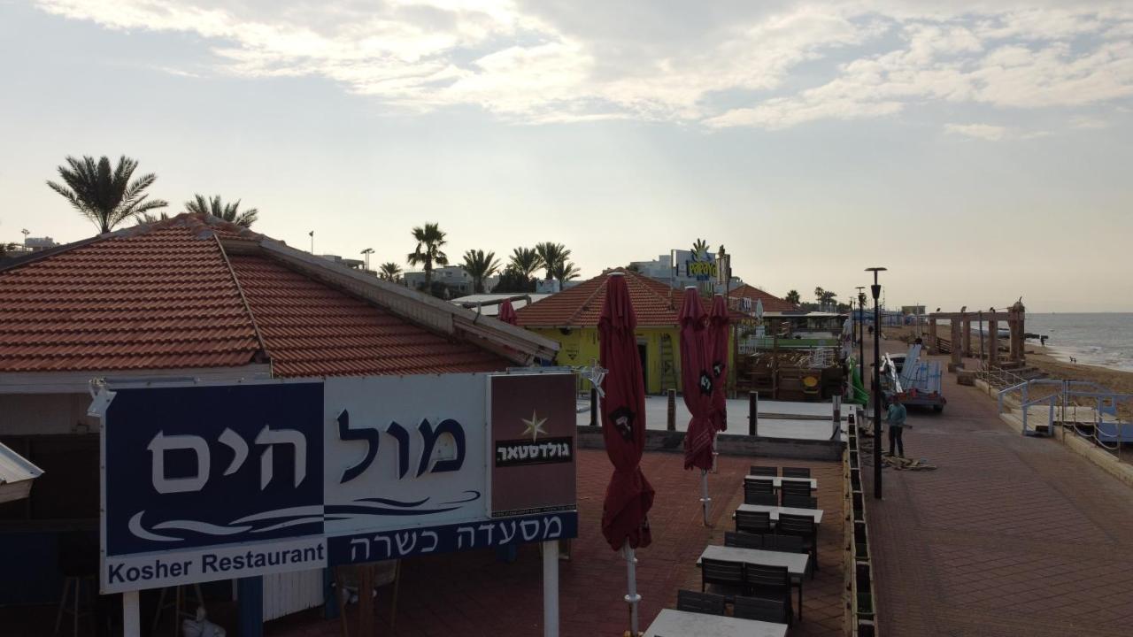 Hotel Breezot Yam à Nahariya Extérieur photo