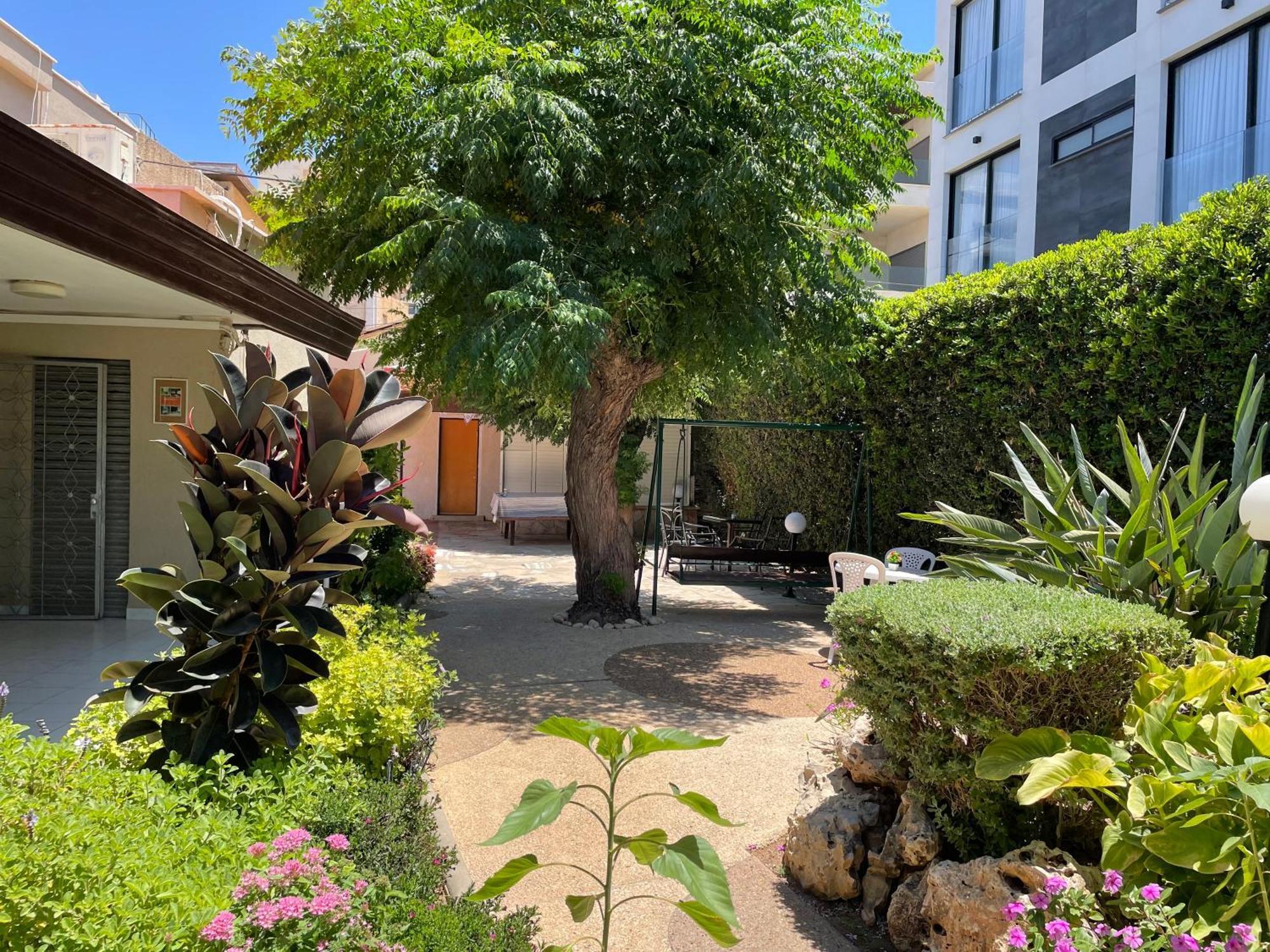 Hotel Breezot Yam à Nahariya Extérieur photo