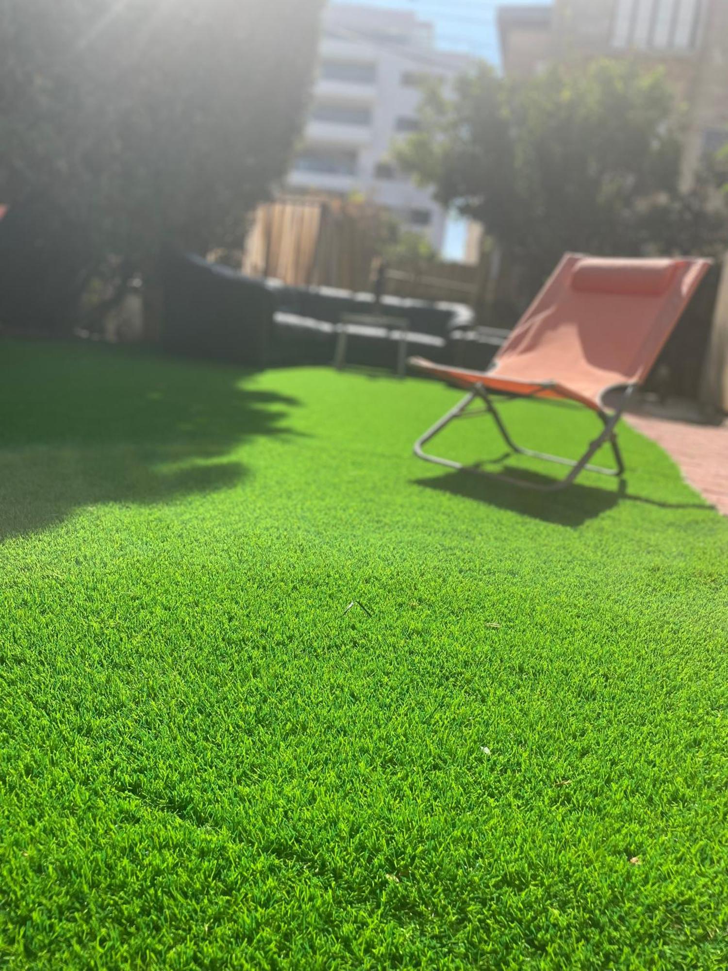 Hotel Breezot Yam à Nahariya Extérieur photo