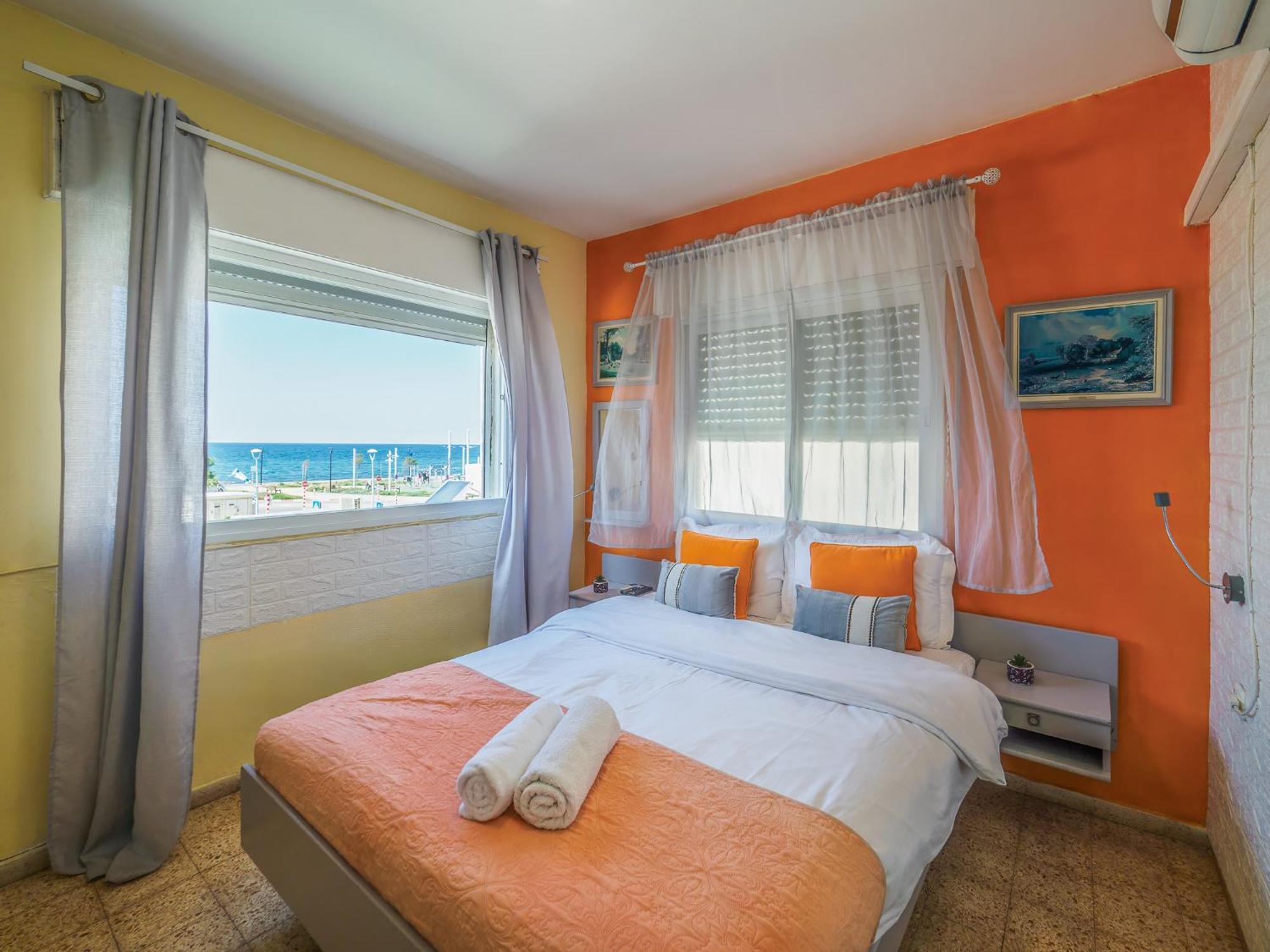 Hotel Breezot Yam à Nahariya Extérieur photo