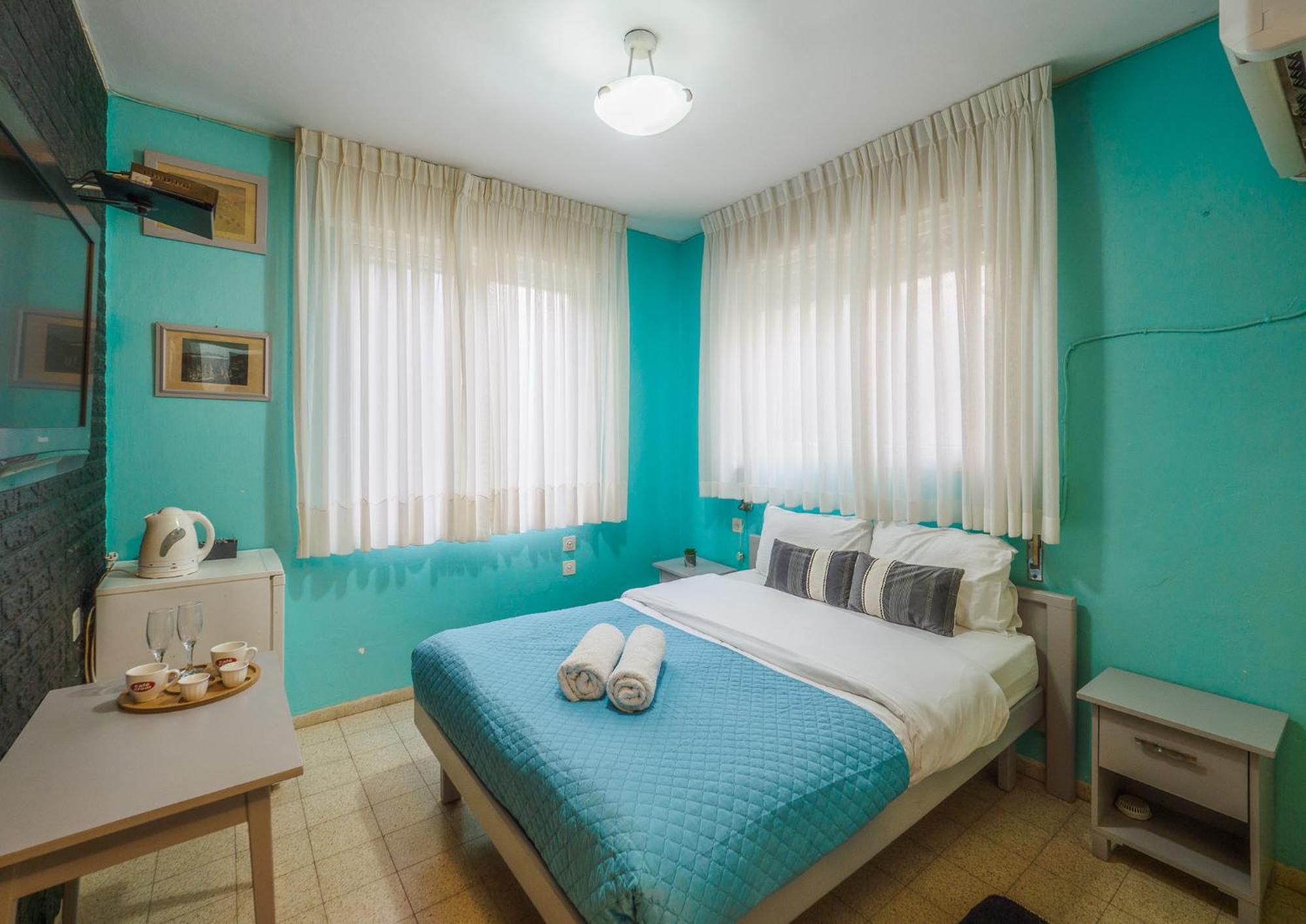 Hotel Breezot Yam à Nahariya Extérieur photo