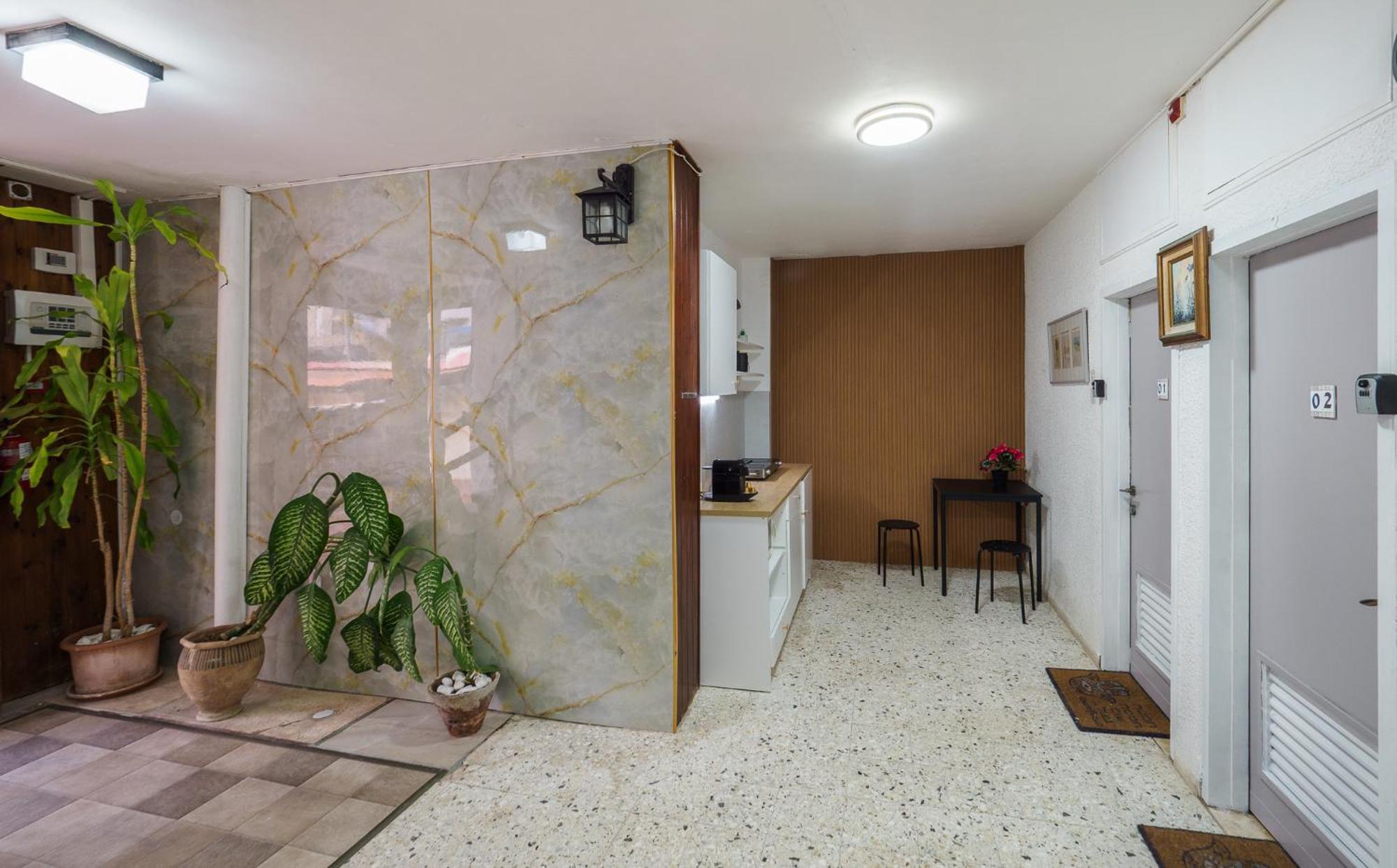 Hotel Breezot Yam à Nahariya Extérieur photo